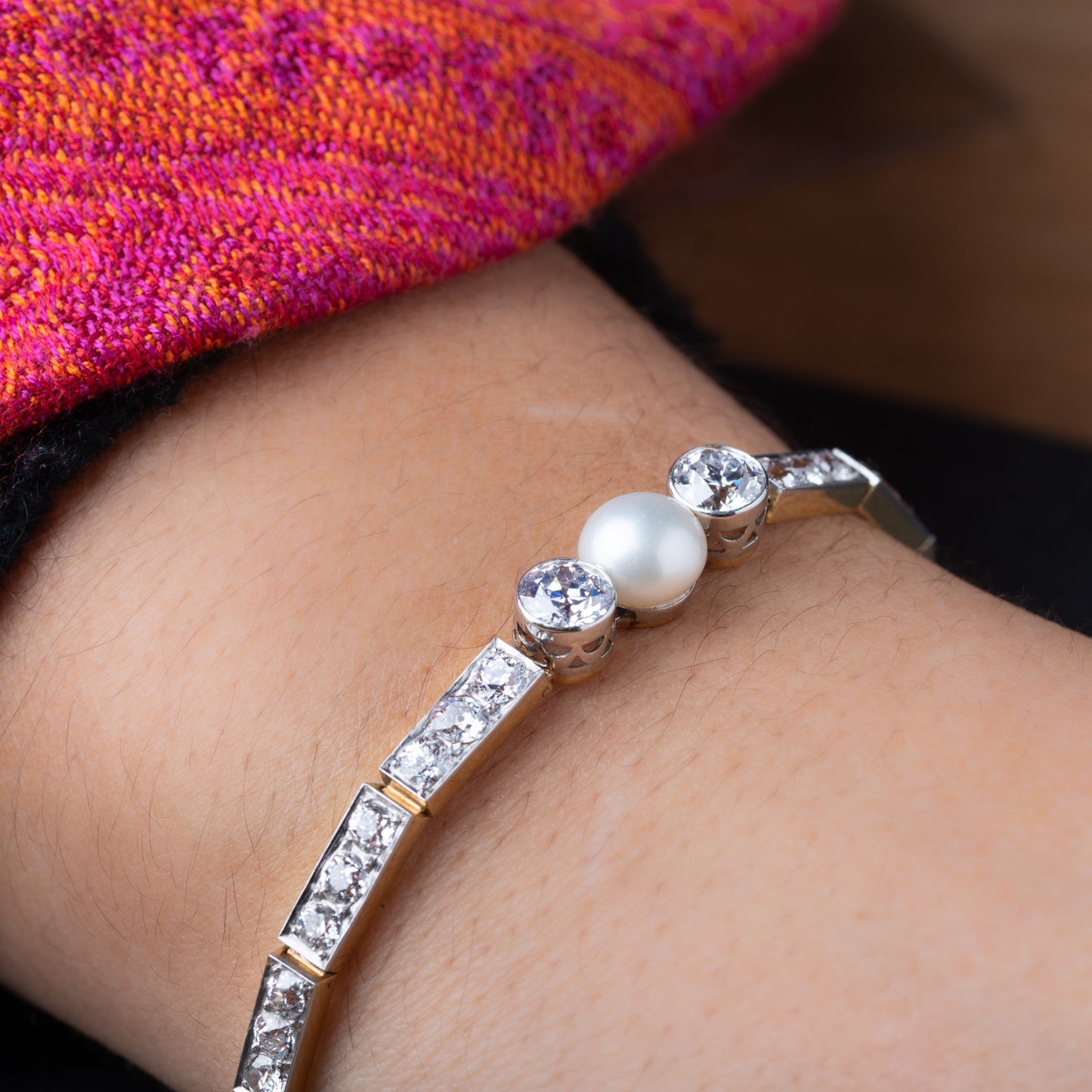 Art Deco Style 4.60ct Diamond Pearl Bracelet