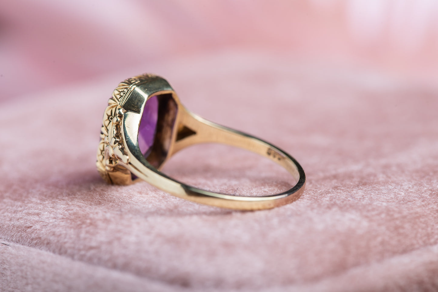 Vintage 14K 585 Gold Amethyst Ring