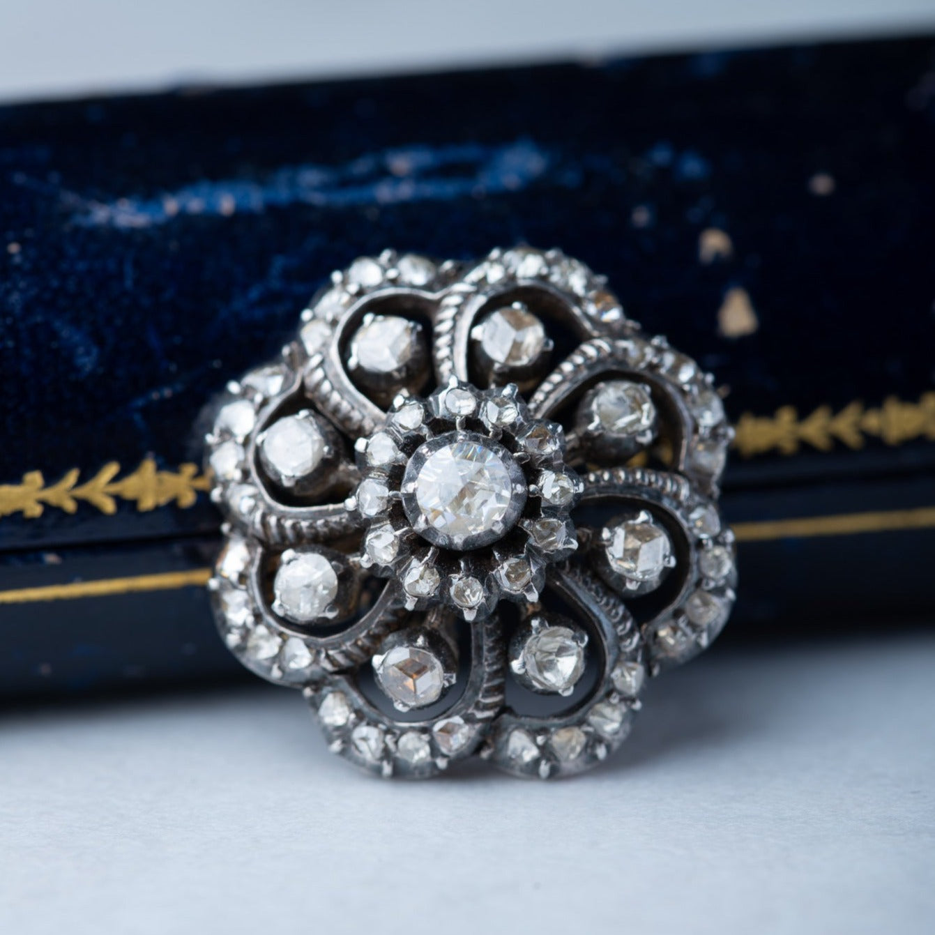Dutch rosecut diamond ring + brooch set