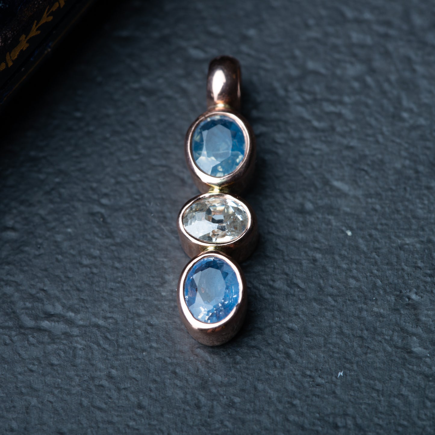 Atelier Made: Oldmine Cut Diamond Sapphire Pendant